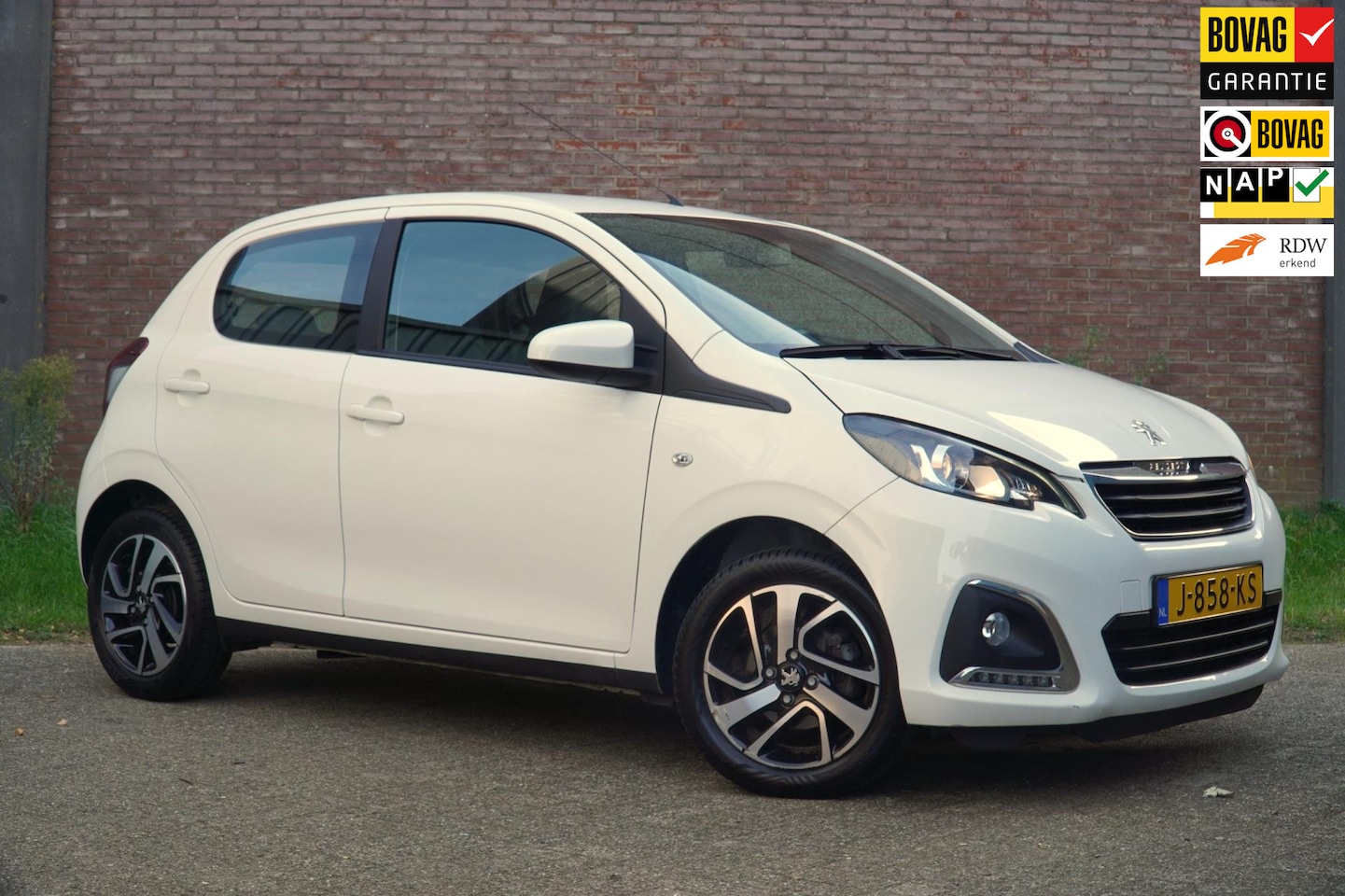 Peugeot 108 - 1.0 e-VTi Allure 1.0 e-VTi Allure, Airco, Camera, Bluetooth, Lichtmetalen Velgen, Ned. Auto. - AutoWereld.nl