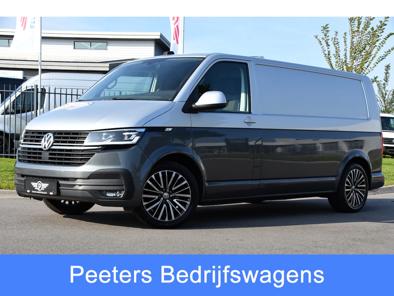Volkswagen Transporter - 2.0 TDI L2H1 32 Highline Camera, Adaptieve Cruise, Carplay, Automaat, LED, 150pk, Uniek! T - AutoWereld.nl