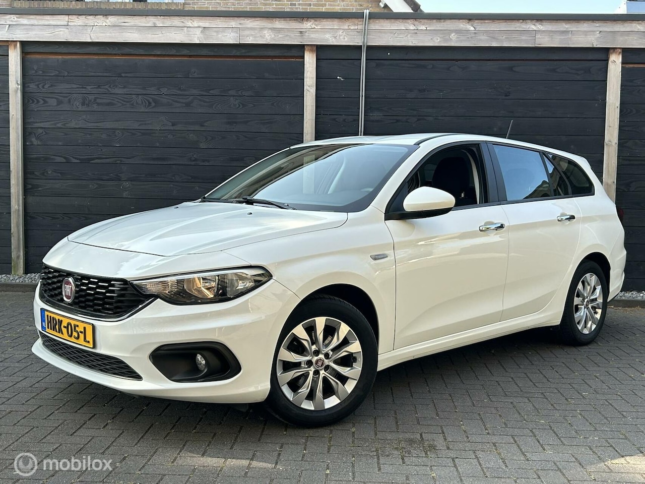 Fiat Tipo Stationwagon - 1.4 Street Clima / LM / fm nav / nwe distributieriem / 54.802 KM!!! 12-2019!! - AutoWereld.nl