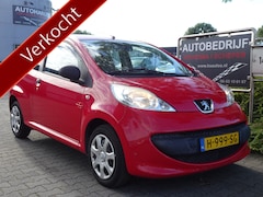 Peugeot 107 - 1.0-12V XR