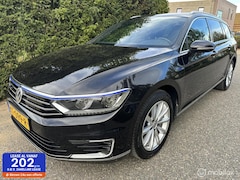 Volkswagen Passat Variant - 1.4 TSI GTE Connected Series Plus