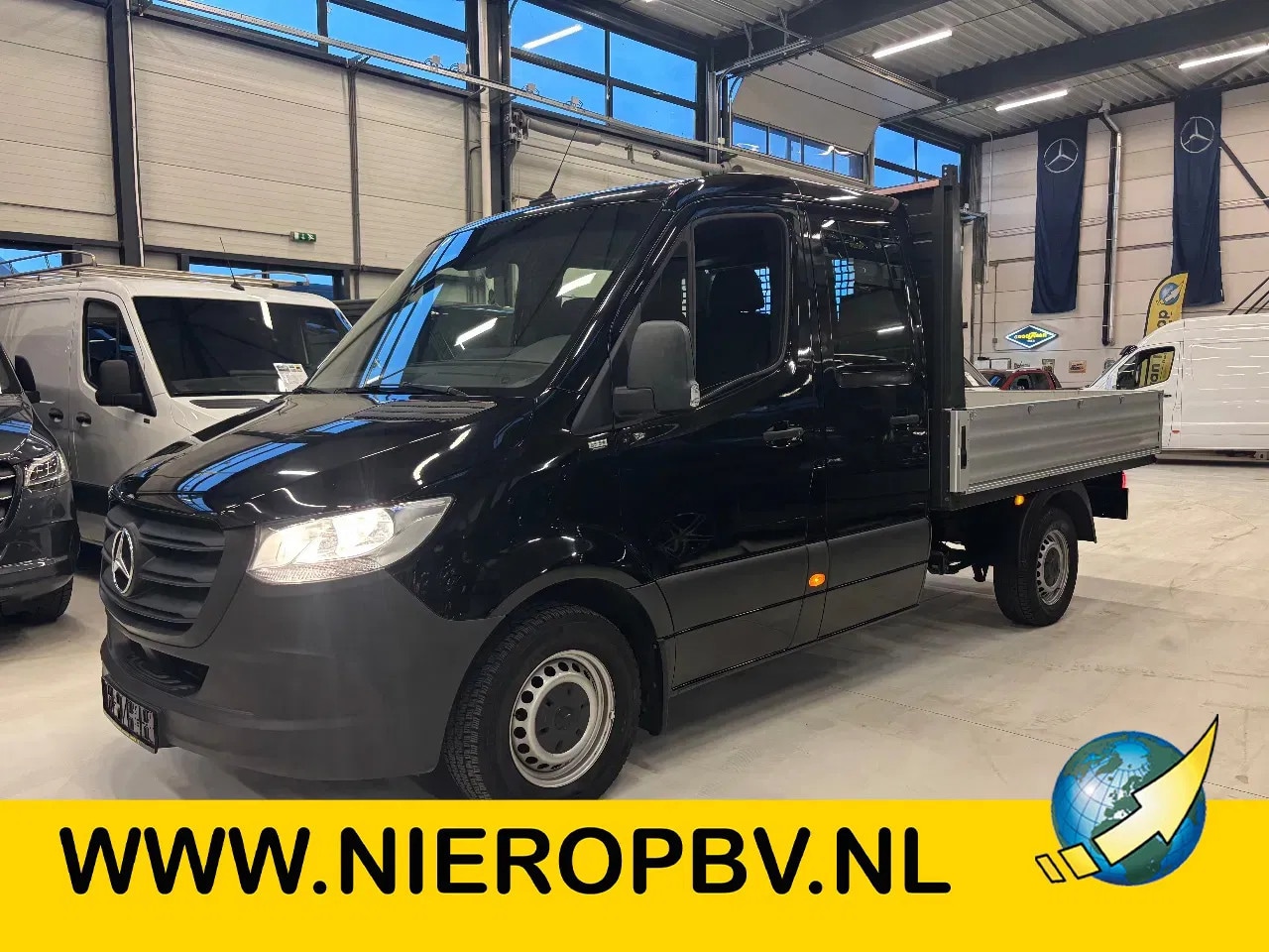 Mercedes-Benz Sprinter - 314CDI Dubbelcabine Openlaadbak Airco 3500KG Trekhaak EURO 6 - AutoWereld.nl