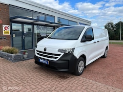 Volkswagen e-Transporter - 34 L2H1 Life 64 kWh | Lease | 995 P/M | 10.000 km P/J
