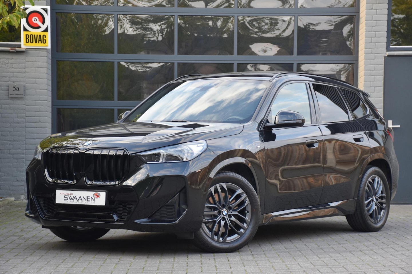 BMW X1 - sDrive20i M Sport | Pano | ACC | Carplay | H&K - AutoWereld.nl