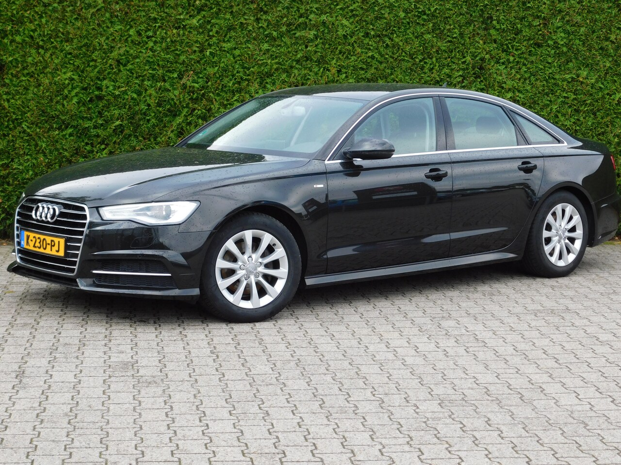 Audi A6 Limousine - 1.8 TFSI ultra S line Edition, el. aklep, Trekhaak - AutoWereld.nl