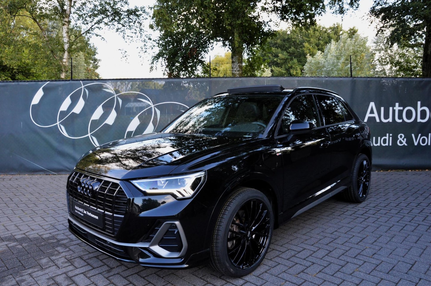 Audi Q3 - 45 TFSI E 245pk |S Edition|Black Edition|Panoramadak|Automaat| - AutoWereld.nl