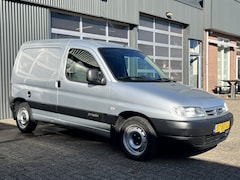 Citroën Berlingo - 2.0 HDi Btw en Bpm vrij Trekhaak 1100kg trekgewicht 2-Persoons Euro 3 GEEN APK