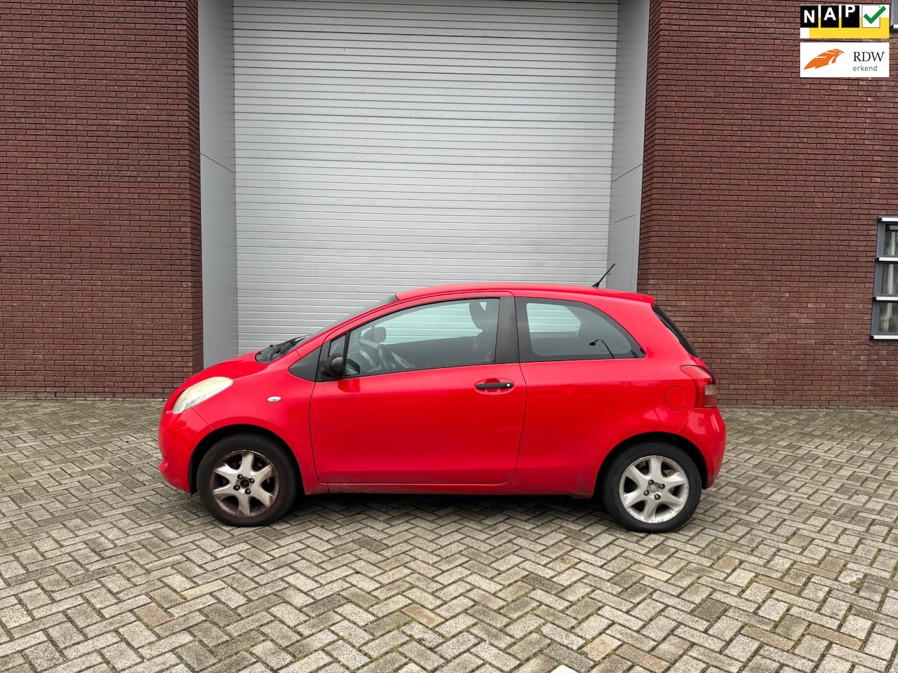 Toyota Yaris - 1.0 VVTi + Airco Trekhaak Lees tekst aub - AutoWereld.nl