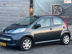 Peugeot 107 - 1.0-12V XR