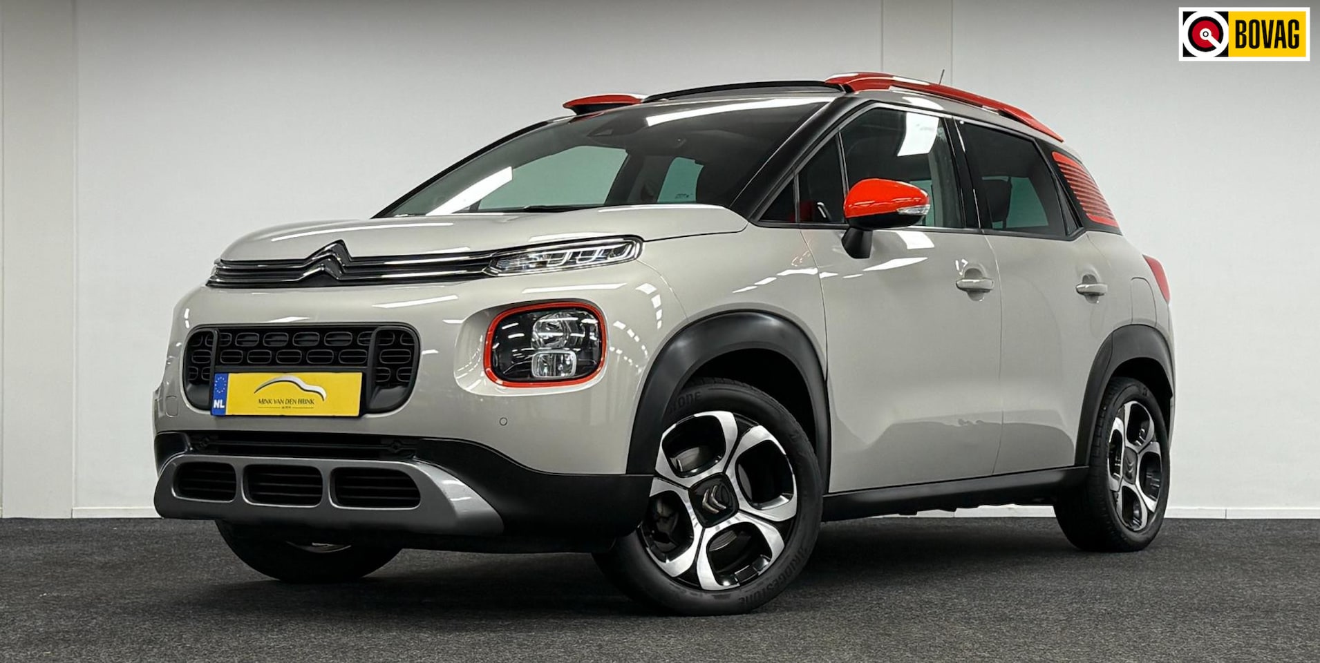 Citroën C3 Aircross - 1.2 PureTech S&S Shine*Panodak*Camera*Navi*Carplay* - AutoWereld.nl