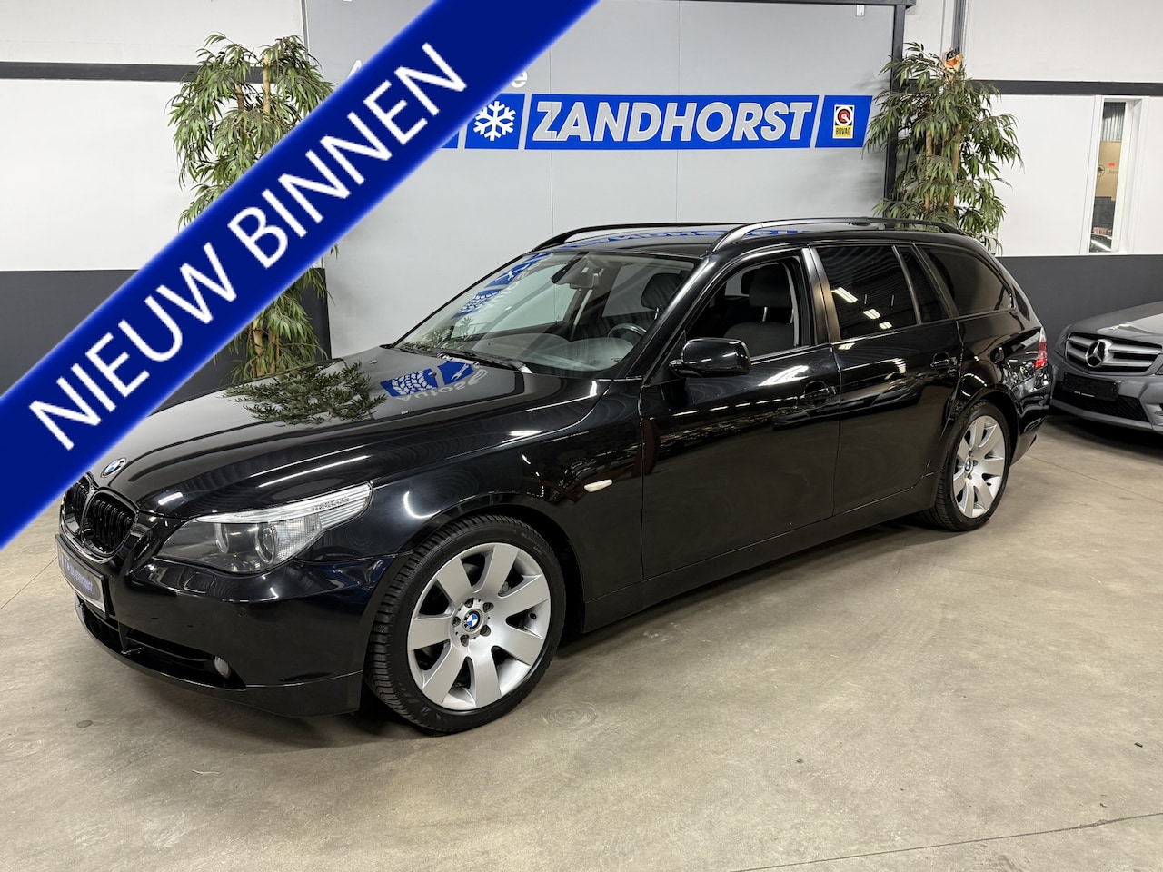 BMW 5-serie Touring - 525i Executive APK tot 21-6-2026 !! - AutoWereld.nl