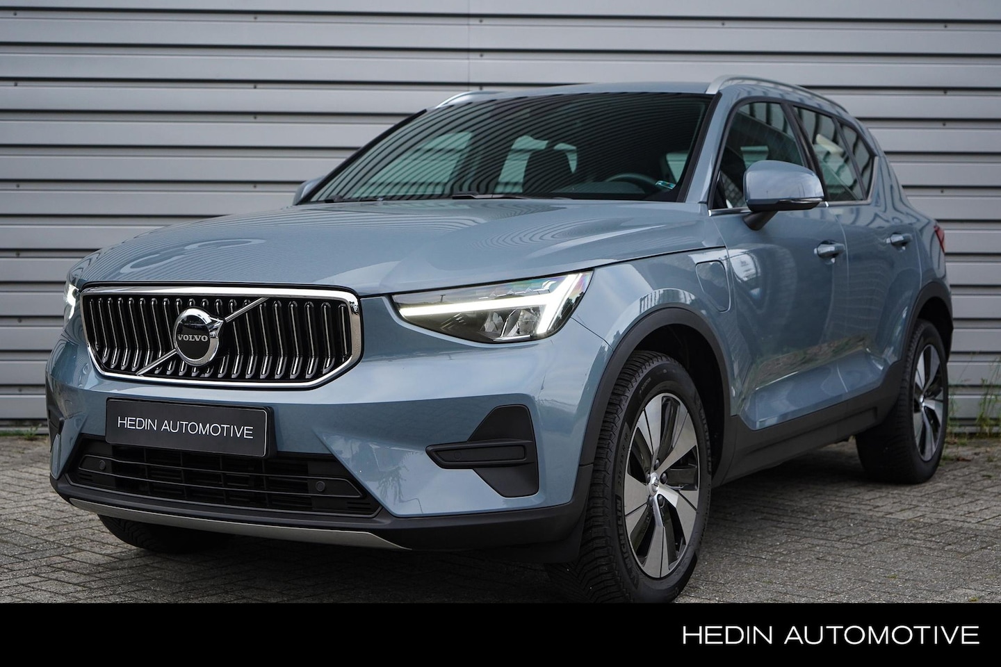 Volvo XC40 - 1.5 T4 Recharge Inscription Expression parkeer sensoren voor & achter + Camera achter | Cr - AutoWereld.nl
