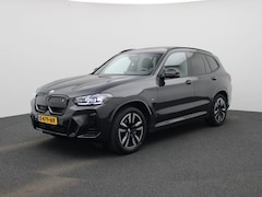 BMW iX3 - Executive 80 kWh | M-PAKKET | SHADOW LINE | PANO | LEER | CAMERA