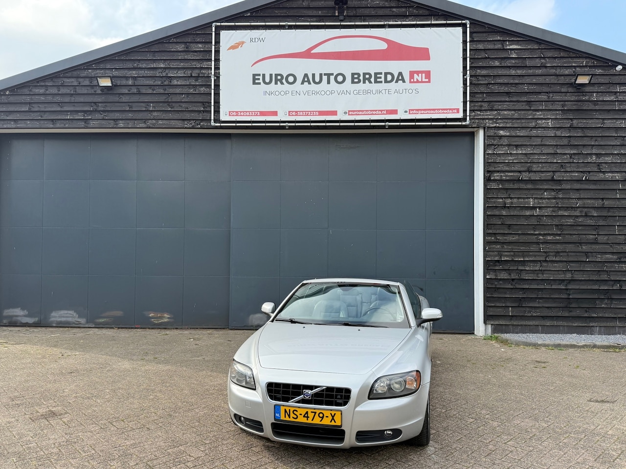 Volvo C70 Convertible - 2.4 Momentum automaat - AutoWereld.nl