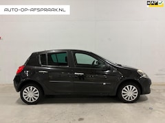 Renault Clio - 1.2-16V Authentique 5drs. Airco Cruise Control APK NAP