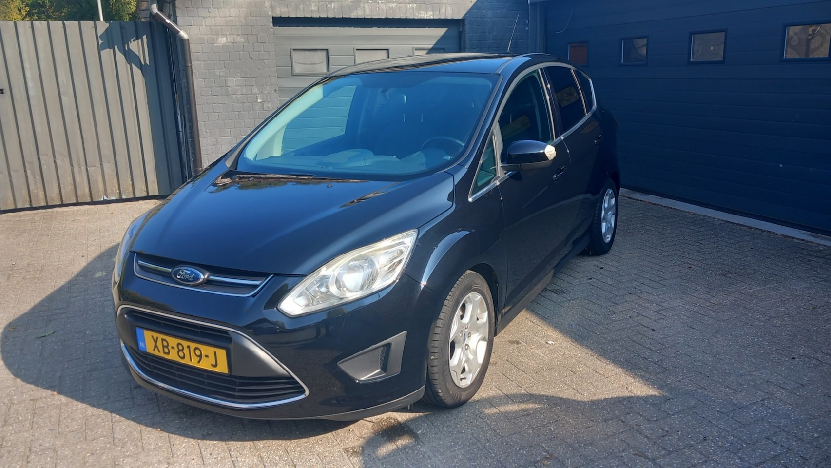 Ford C-Max - 1.6 SCTi Titanium.Climate control,Navi,Cruise control,Trekhaak,Isofix. - AutoWereld.nl