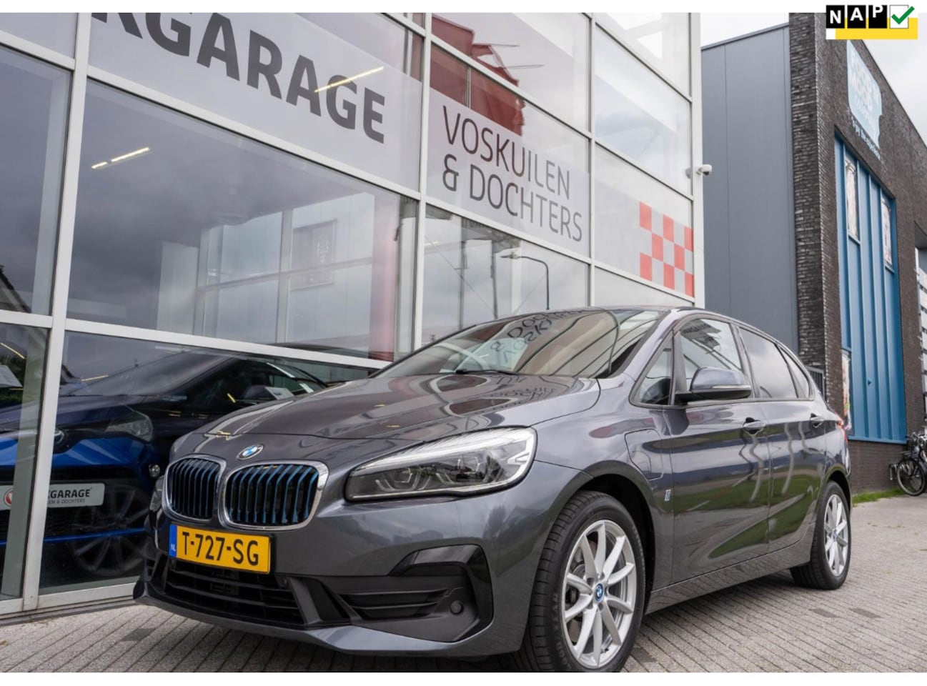 BMW 2-serie Active Tourer - 225xe iPerformance Executive | PHEV | Afneembare Trekhaak - AutoWereld.nl