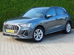 Audi Q3 - 35 TFSI 2X S edition, Carplay, Pdc