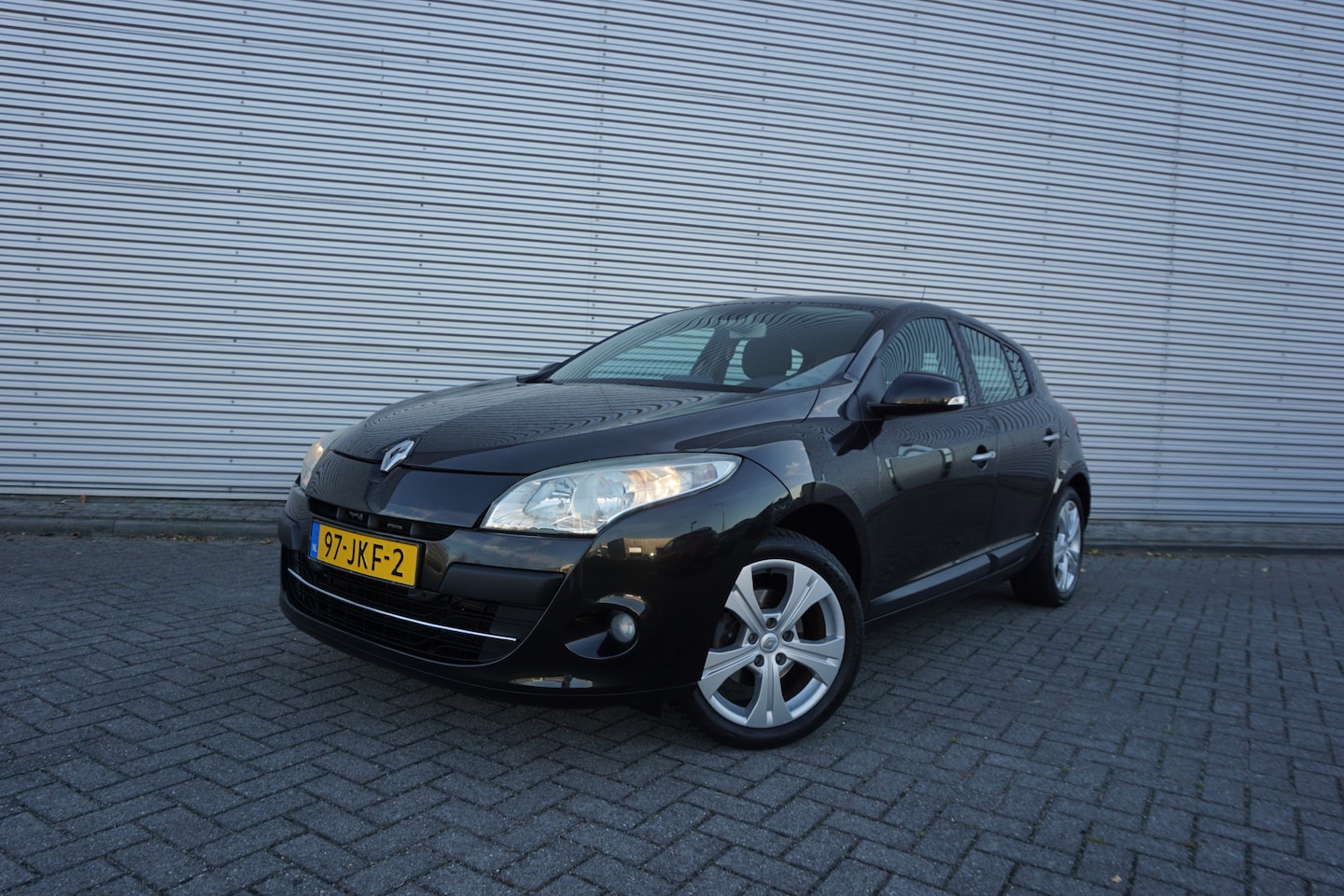 Renault Mégane - 1.6 Sélection Business Sport Airco / Navi / Cruise / Elektr. ramen / Parkeers. / Lm velgen - AutoWereld.nl