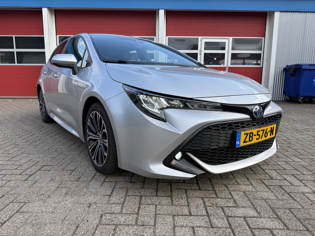 Toyota Corolla - 1.8 Hybrid First Edition | 95.000 km | - AutoWereld.nl