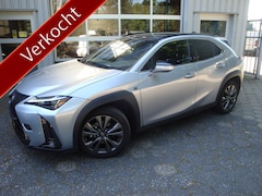 Lexus UX - 250h F Sport Design