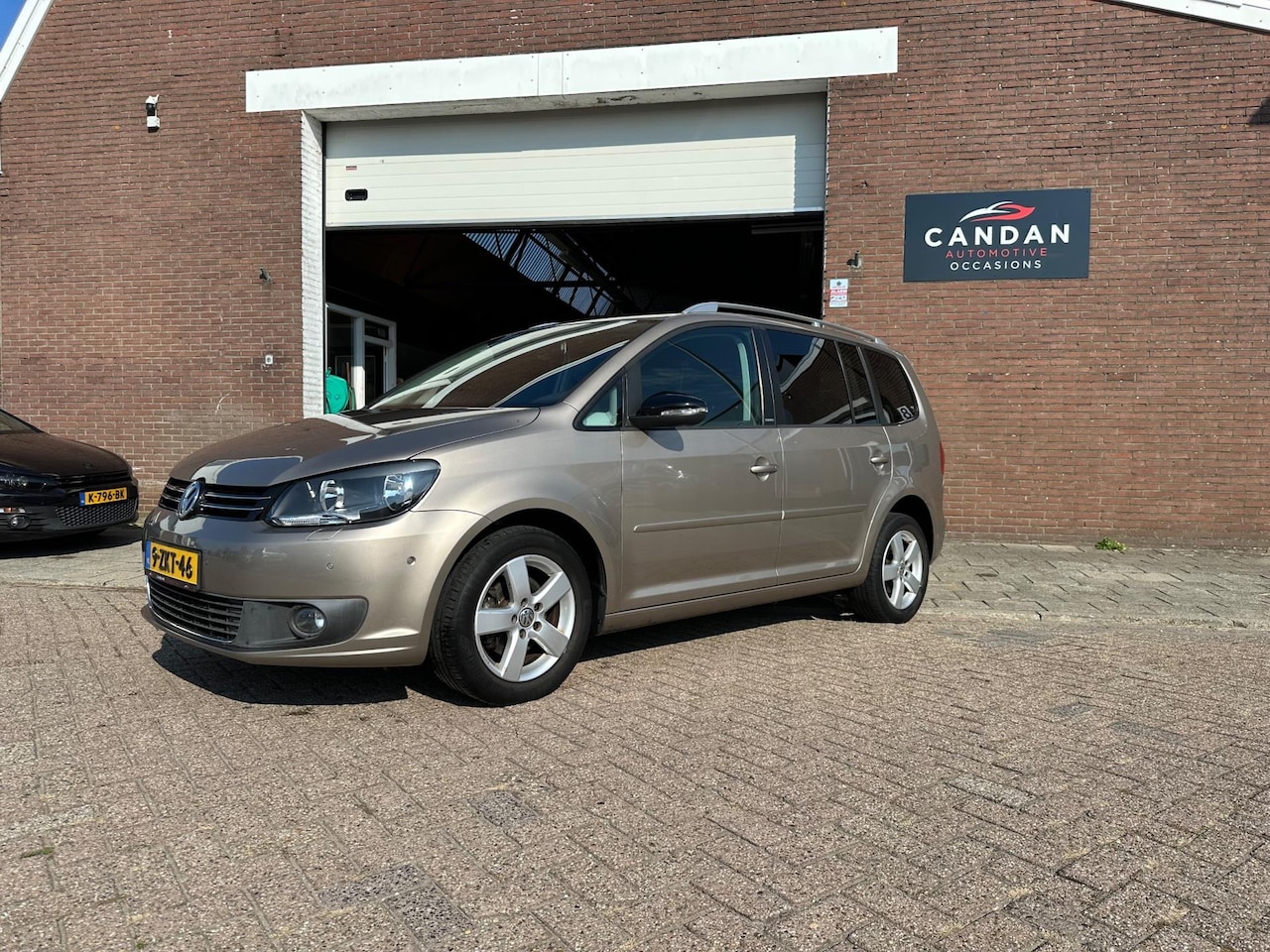 Volkswagen Touran - 1.4 TSI Highline 7p. | Cruisecontrol | Airco - AutoWereld.nl