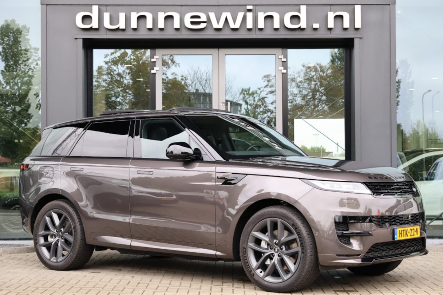 Land Rover Range Rover - P460E HSE*DYNAMIC*PANO*BLACKPACK*NL-AUTO*HUD*TREKHAAK - AutoWereld.nl