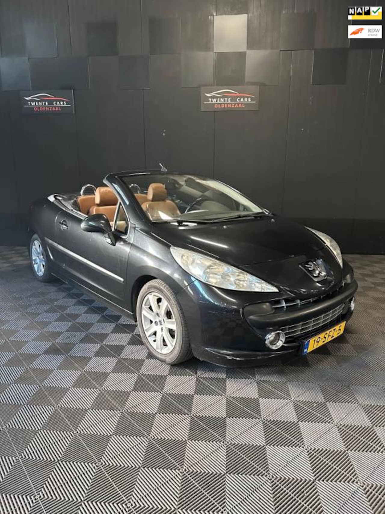Peugeot 207 CC - 1.6 VTi | Airco | Leder | Nieuwe APK | - AutoWereld.nl