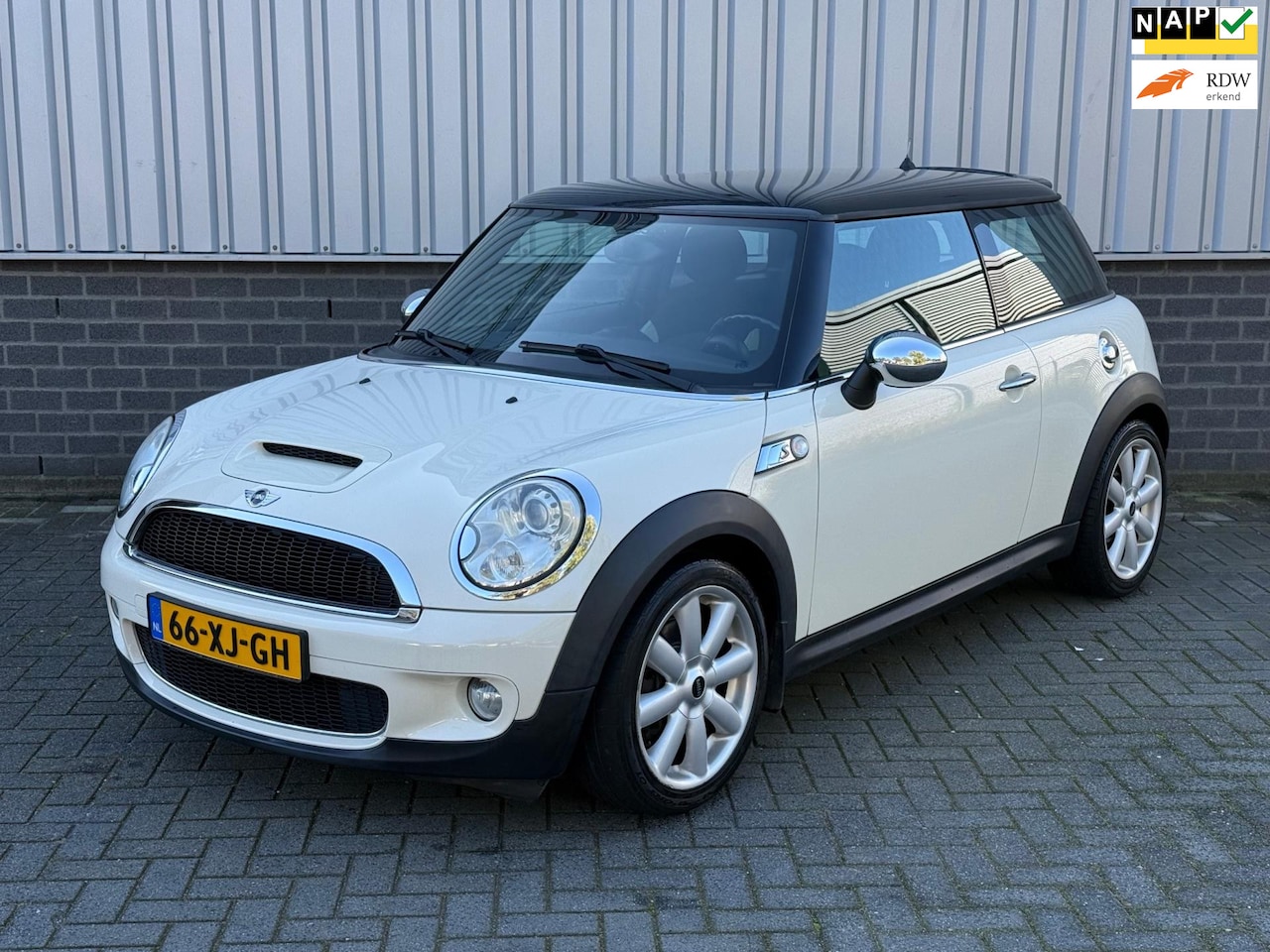 MINI Cooper S - Mini 1.6 Chili |Airco| Xenon|Stoelverwarming|CruiseCtrl| - AutoWereld.nl