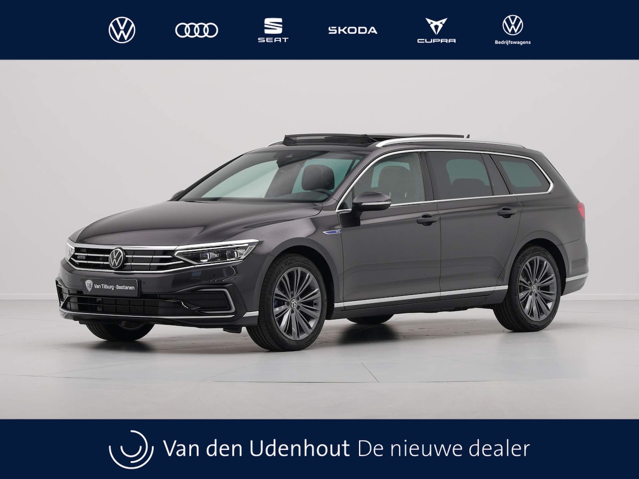 Volkswagen Passat Variant - 1.4 TSI 218pk PHEV GTE Business Panorama Camera Stoelverwarming 18'' Lm Velgen 139 - AutoWereld.nl