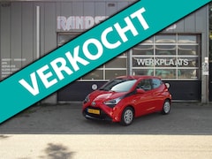 Toyota Aygo - 1.0 VVT-i x-play Automaat Airco Elek Pakket 5Deurs 2022bj GARANTIE
