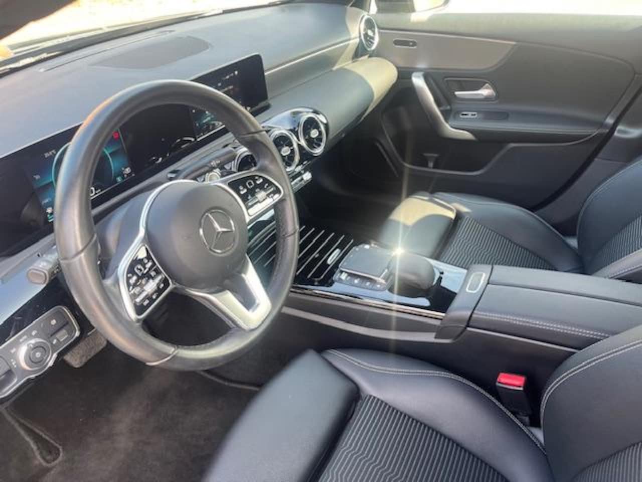 Mercedes-Benz A-klasse - 200 weinig km, carplay, half leder, 1 jaar Bovag