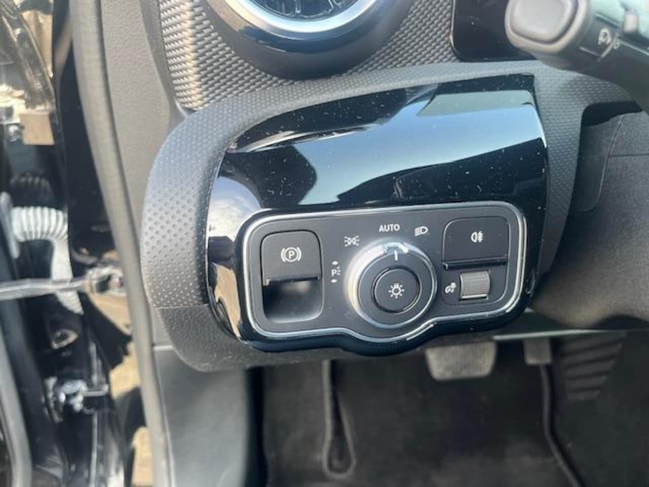 Mercedes-Benz A-klasse - 200 weinig km, carplay, half leder, 1 jaar Bovag
