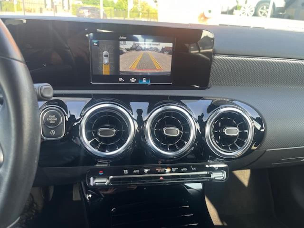 Mercedes-Benz A-klasse - 200 weinig km, carplay, half leder, 1 jaar Bovag