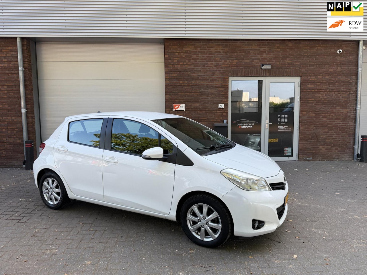 Toyota Yaris - 1.3 VVT-i Dynamic|AIRCO|NIEUWE APK|6 VERSN - AutoWereld.nl