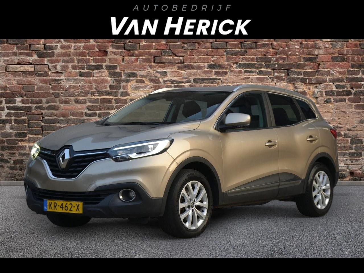 Renault Kadjar - 1.2 TCe Intens | Trekhaak | Navi | Climate controle - AutoWereld.nl