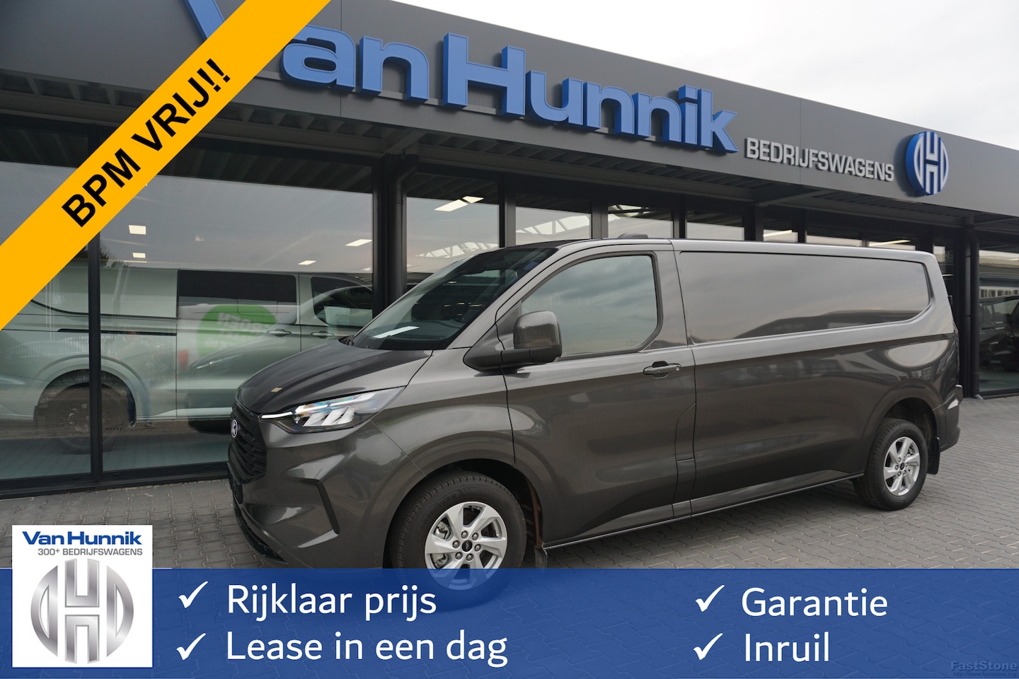 Ford Transit Custom - 300L 136PK Limited AUT BPM VRIJ!! Navi, Cam, Adap. Cruise, 16" LM!! NR. A26 - AutoWereld.nl