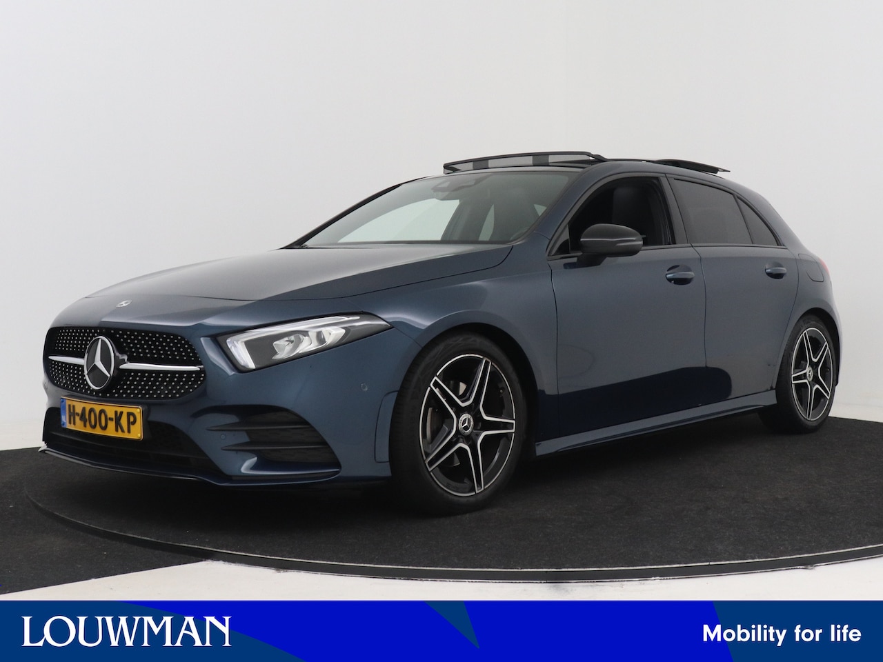Mercedes-Benz A-klasse - 180 Business Solution AMG | Panoramisch dak | Widescreen | AMG - AutoWereld.nl