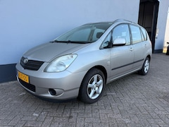 Toyota Corolla Verso - 1.8 VVT-i Linea Terra 5-Deurs - Airco