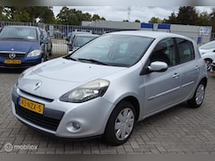 Renault Clio - 1.2 Authentique / 64450 KM. (NAP)