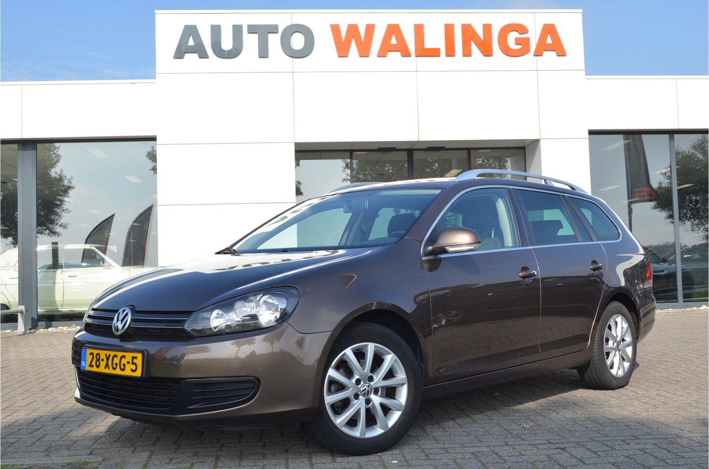 Volkswagen Golf Variant - 1.2 TSI Comfortline BlueMotion Navi | Cruise | Climate | PDC | Trekhaak | Getint glas | LM - AutoWereld.nl
