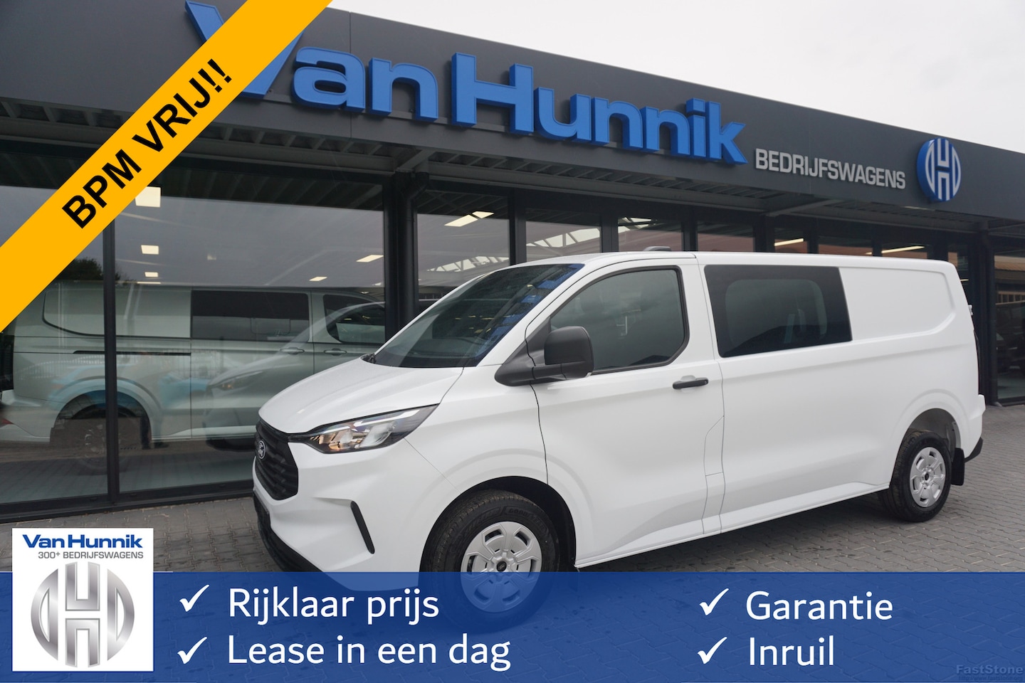 Ford Transit Custom - 320L 136PK Trend DC AUT BPM VRIJ!! 13" Sync4 Navi, ACC, Camera!! NR. A299 - AutoWereld.nl