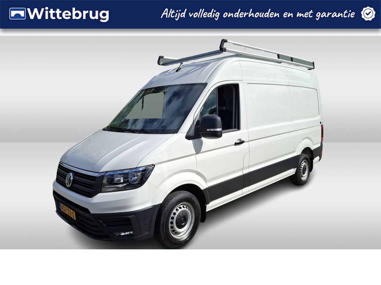 Volkswagen Crafter - 35 2.0 TDI L3H3 140 pk / Imperiaal / Trekhaak / Camera - AutoWereld.nl