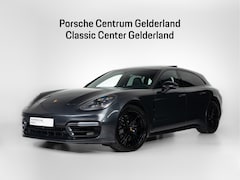 Porsche Panamera Sport Turismo - 4 E-Hybrid Platinum Edition