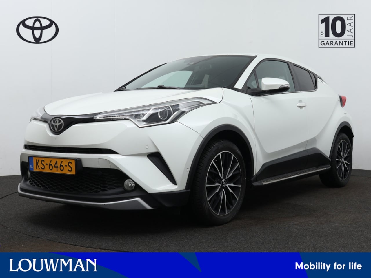 Toyota C-HR - 1.2 Executive | Treeplanken | Navigatie | Stoelverwarming | Parkeersensoren | - AutoWereld.nl
