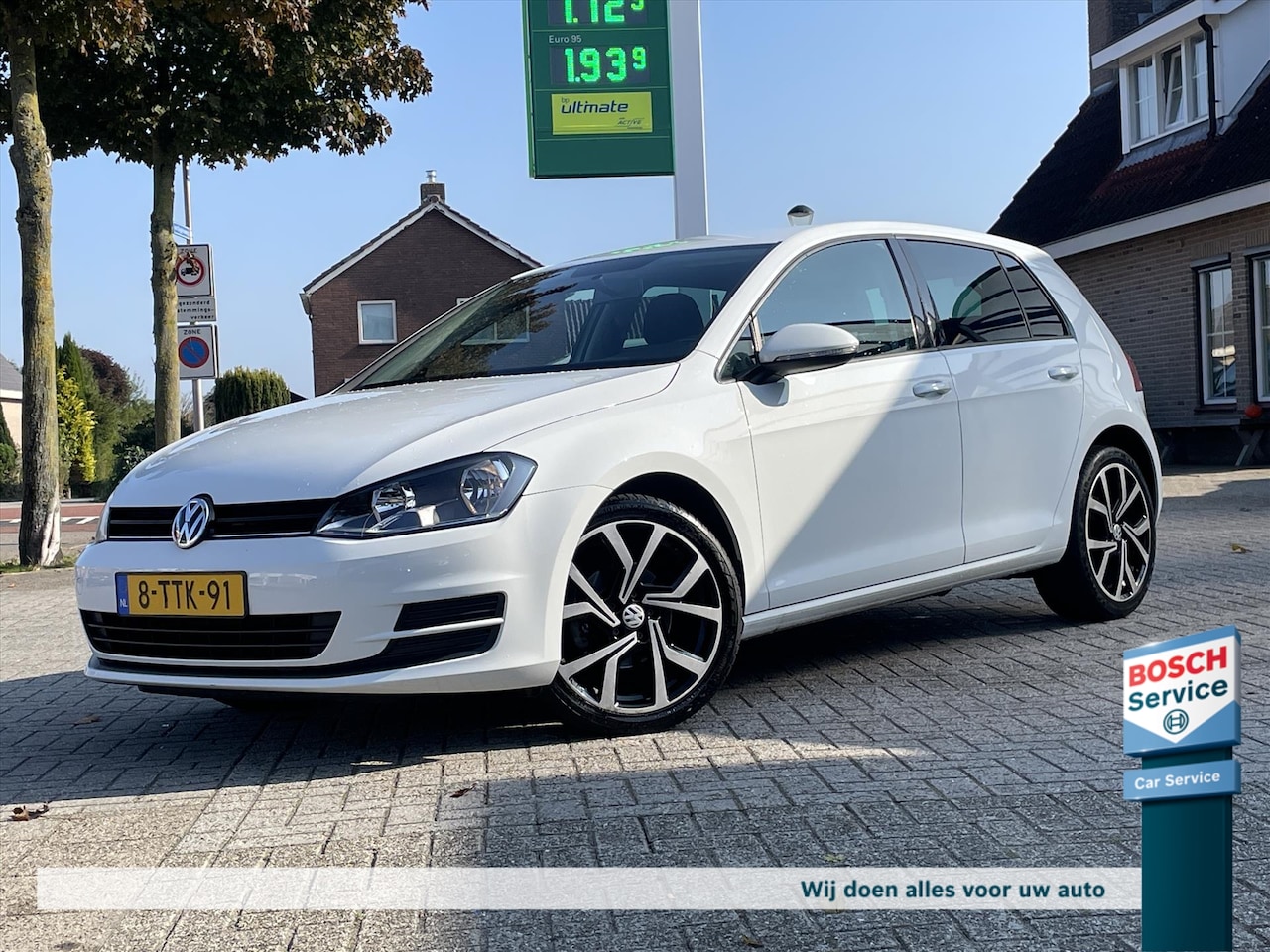 Volkswagen Golf - 1.2 TSI BlueMotion / Org NL / Trekhaak / Cruise / Clima / 18*Inch - AutoWereld.nl