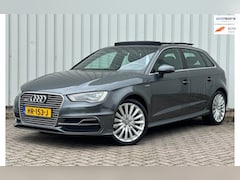 Audi A3 Sportback - 1.4 e-tron PHEV S-line|Pano|Navi|Clima|Keyless|PDC
