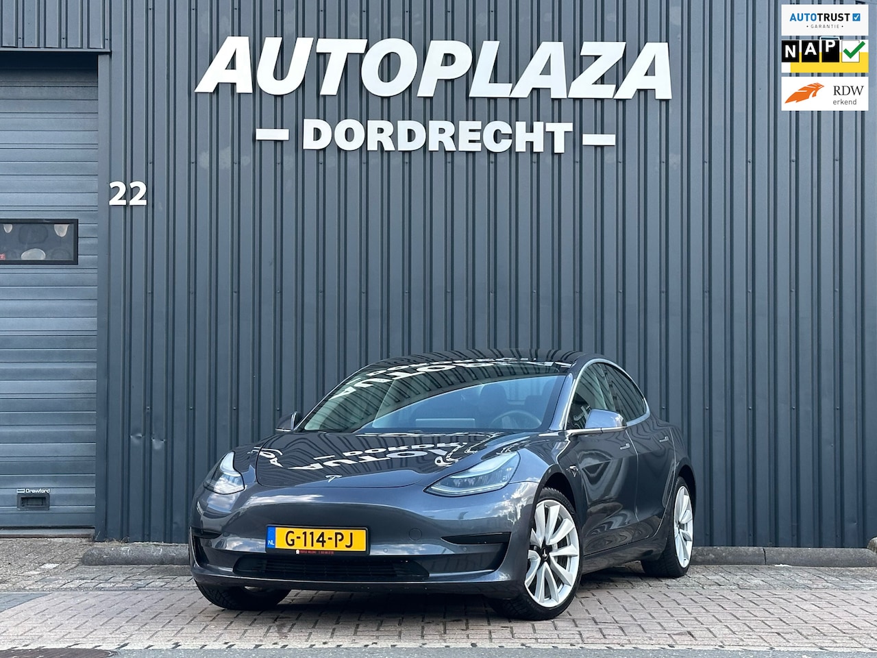 Tesla Model 3 - Standard RWD Plus 60 kWh - AutoWereld.nl