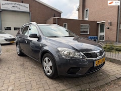 Kia Cee'd Sporty Wagon - 1.4 CVVT X-tra
