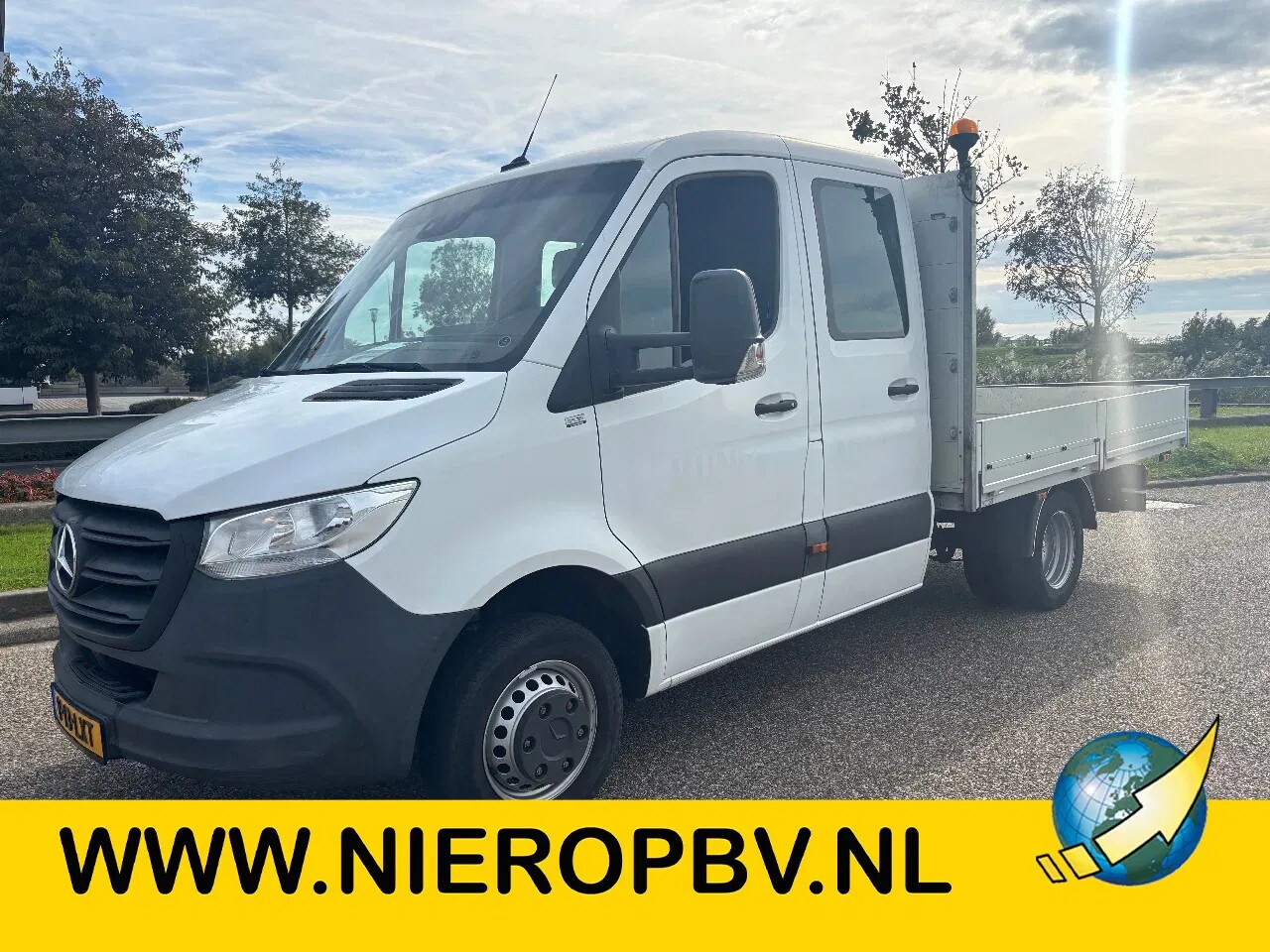 Mercedes-Benz Sprinter - 514CDI Dubbelcabine Openlaadbak Airco Cruisecontrol Trekhaak EURO 6 - AutoWereld.nl